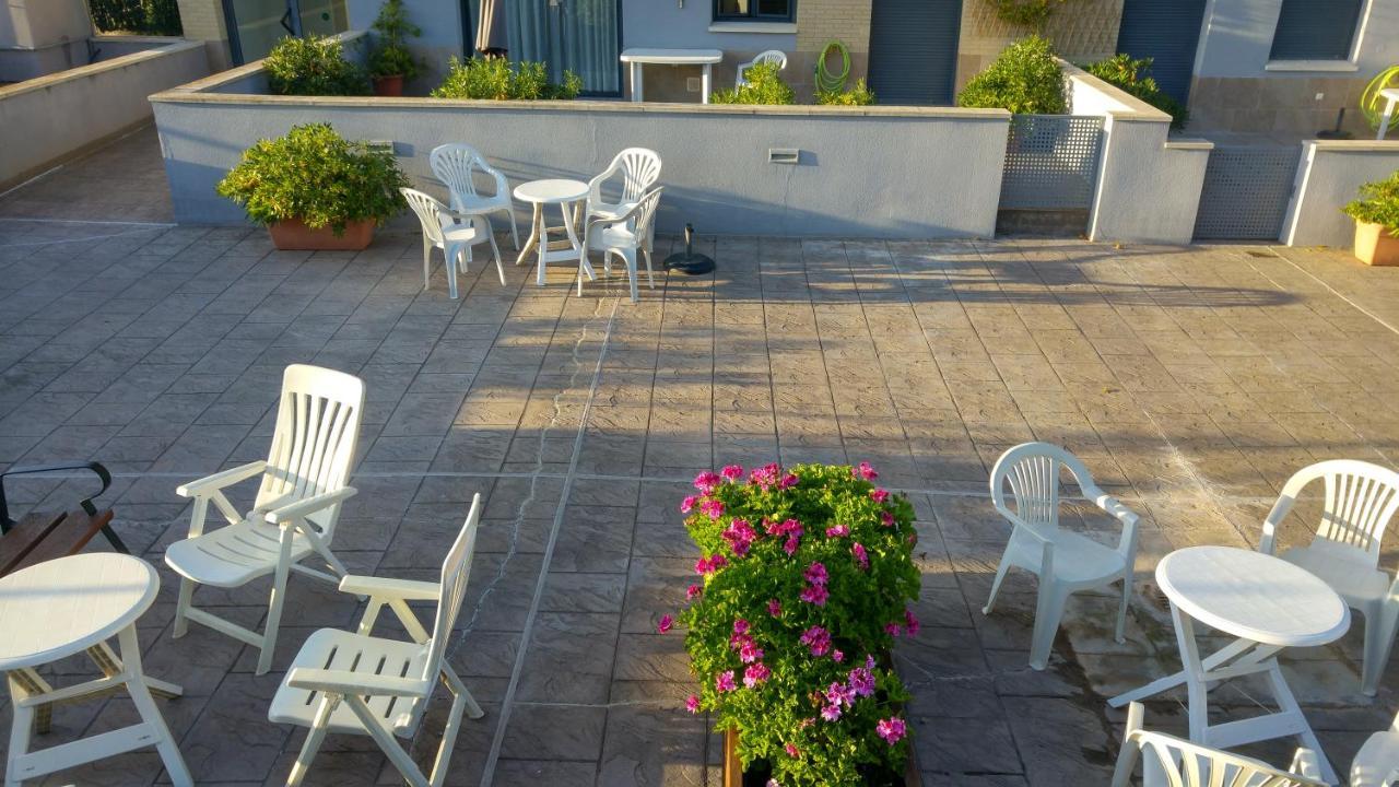 Apartaments Las Carolinas Sant Carlos de la Ràpita Buitenkant foto